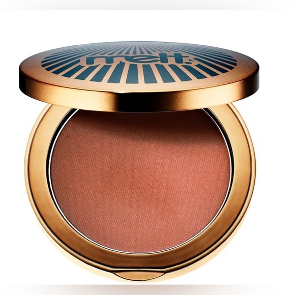 Melt Cosmetics Ultra Matte Bronzer- Long Beach - Picture 2 of 11